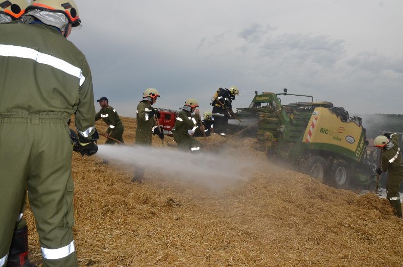 20130804_Brand Traktor_Schulleredt (78).jpg